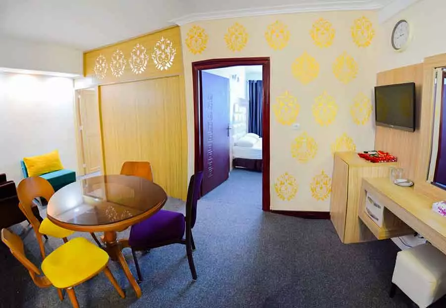 Alibaba https://cdn.alibaba.ir/ostorage/hotel-accommodation-images/6964adb046ae9d8e6fb499ae_سوئيت دو خوابه 4تخته کلاس a.webp